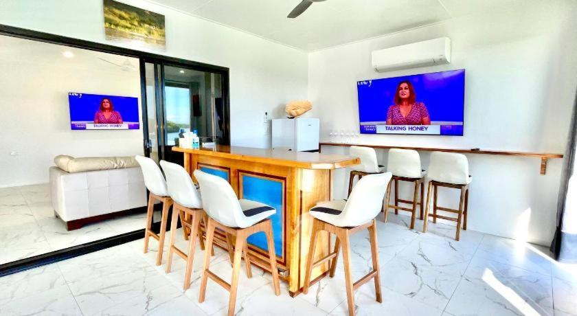 Hinchinbrook Resorts Management Pty Ltd Lucinda Екстериор снимка
